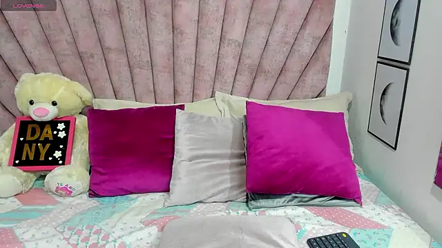 danibellucii  online show from March 2026 03:02:01 AM