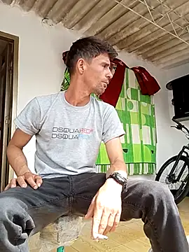 torvyHot online show from April 2026 07:37:01 PM