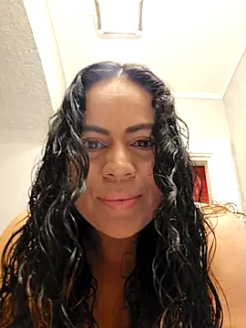  Zhamira online show from February 2026 01:55:01 PM