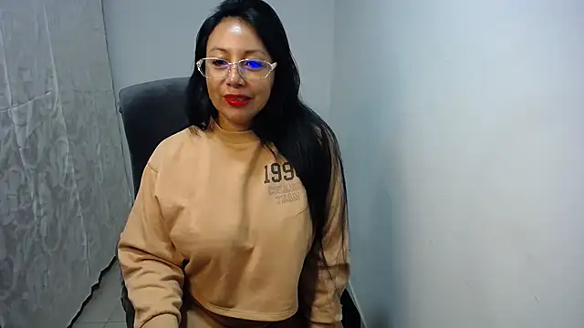 soyElena46 online show from March 2026 11:36:01 AM