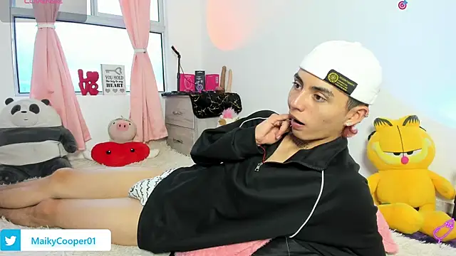 Maiky Cooper01 online show from February 2026 08:53:02 PM