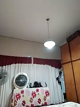 Juguetonafogosa5 online show from March 2026 08:27:02 PM