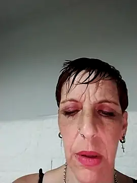 Juguetonafogosa5 online show from February 2026 10:49:01 PM