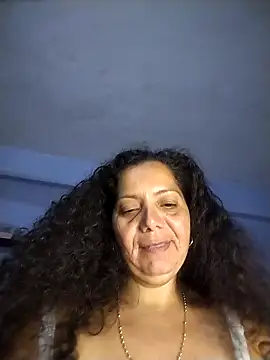 Gorditacarlota online show from February 2026 06:00:02 AM