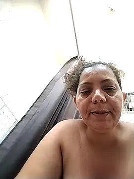 Gorditacarlota online show from March 2026 07:32:01 PM