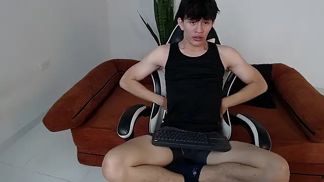 DarrenColleen online show from May 2026 02:31:02 PM