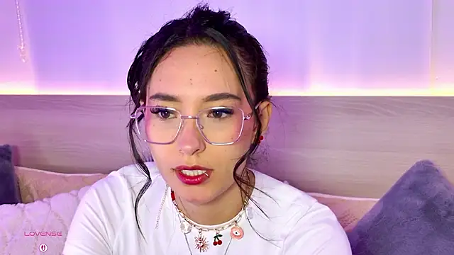 AliceeBloom online show from February 2026 10:46:02 AM