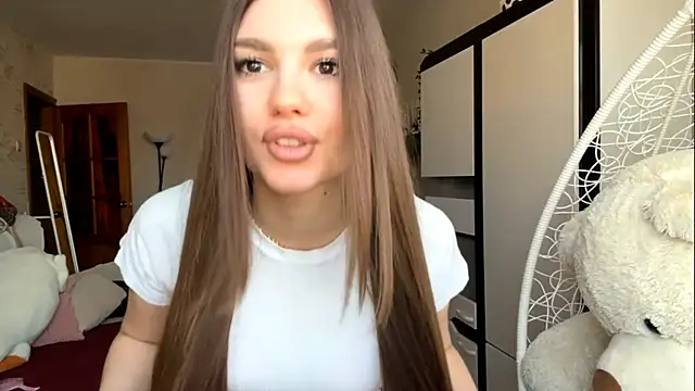 AnjaEmmlck online show from January 2026 09:01:02 AM