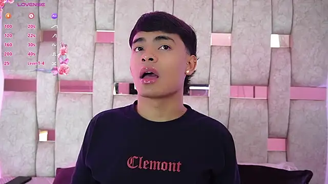 LiamJaxon online show from February 2026 04:23:01 AM