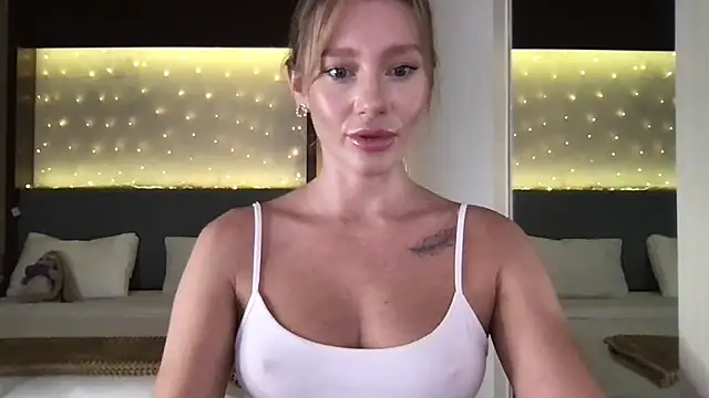 Stella muse online show from April 2026 10:22:02 AM