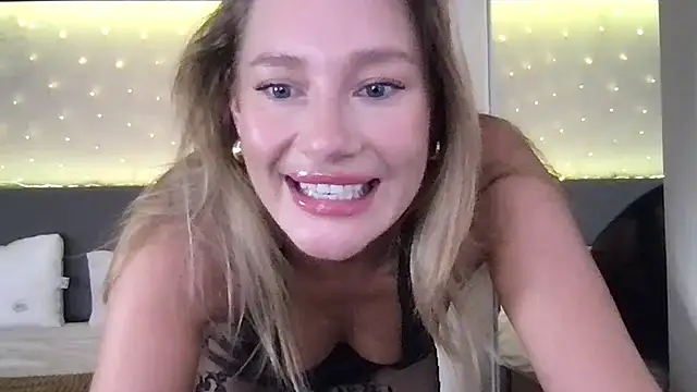 Stella muse online show from March 2026 03:07:01 AM