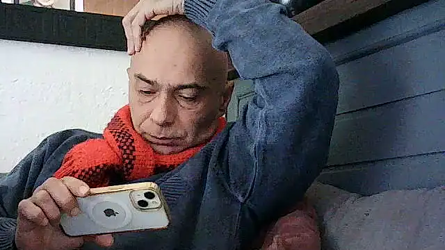 Snapshot of dogfrota chatting on June 2026 06:24:01 PM dogfrota online show from June 2026 06:24:01 PM