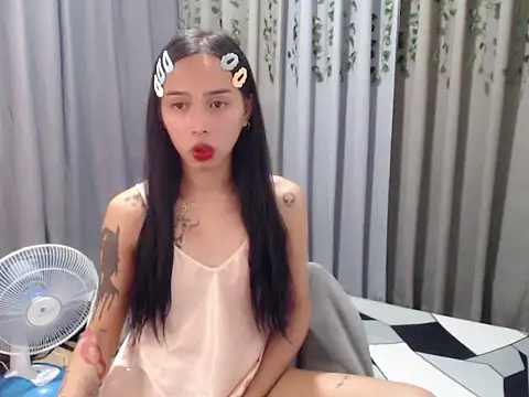 Snapshot of LOVELYMAYUMIE chatting on December 2024 10:28:01 AM LOVELYMAYUMIE online show from December 2024 10:28:01 AM