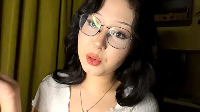 KateWhisp online show from January 2026 06:45:01 PM