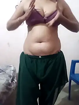 sexyqueen558 online show from April 2026 07:26:02 PM