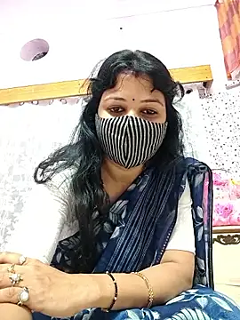 Priyaji7575 online show from February 2026 05:51:01 AM