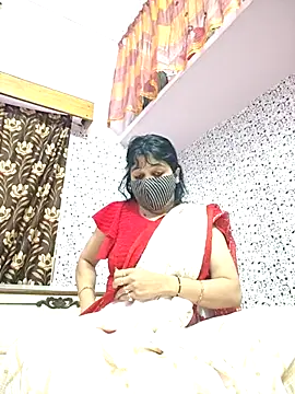 Priyaji7575 online show from February 2026 05:51:01 AM