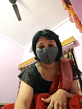 Priyaji7575 online show from February 2026 05:27:02 AM