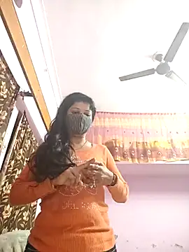 Priyaji7575 online show from January 2026 05:22:02 AM