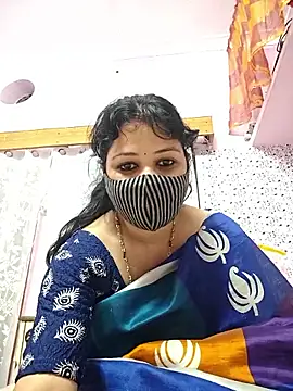 Priyaji7575 online show from February 2026 11:21:01 AM