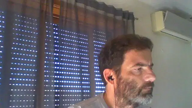 Snapshot of _grj1 chatting on July 2026 08:10:02 AM grj1 online show from July 2026 08:10:02 AM