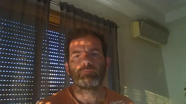 Snapshot of _grj1 chatting on July 2026 06:20:02 AM grj1 online show from July 2026 06:20:02 AM