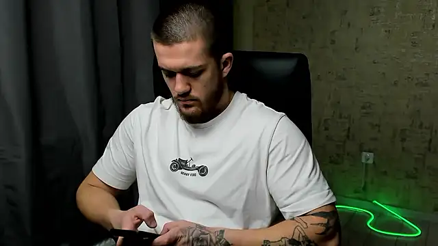 Well boy online show from January 2026 06:56:01 PM