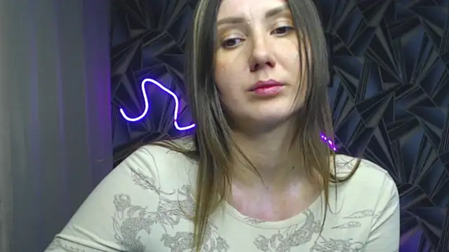 NikkiKiss    online show from April 2026 06:37:02 PM