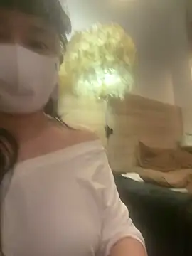 Mia-zhan online show from May 2026 08:28:01 PM