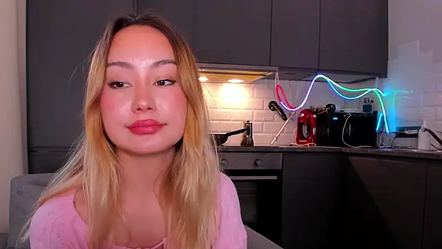 Snapshot of JessicaBeverly_ chatting on February 2026 11:53:01 AM JessicaBeverly online show from February 2026 11:53:01 AM