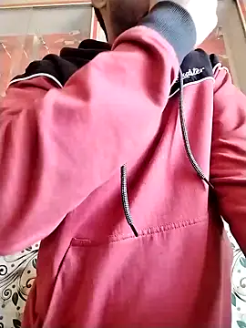 studio-my online show from February 2026 06:11:01 AM