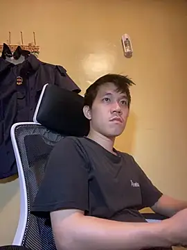 asian guy67 online show from February 2026 02:37:02 PM