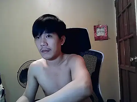 Snapshot of asian_guy67 chatting on August 2026 04:49:02 PM asian guy67 online show from August 2026 04:49:02 PM