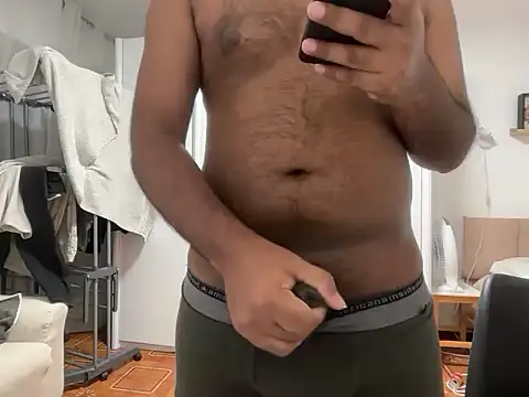 Snapshot of crazygu14456 chatting on February 2026 10:20:02 PM crazygu14456 online show from February 2026 10:20:02 PM