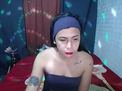 BriannaCruz24 online show from July 2026 12:13:01 PM