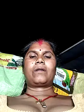 Hot di97 online show from June 2026 05:18:02 PM