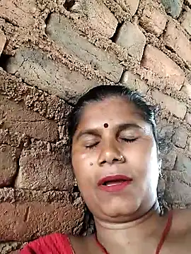 Hot di97 online show from June 2026 04:35:02 AM