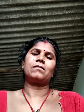 Hot di97 online show from May 2026 12:47:02 AM