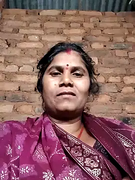 Hot di97 online show from April 2026 08:57:01 PM