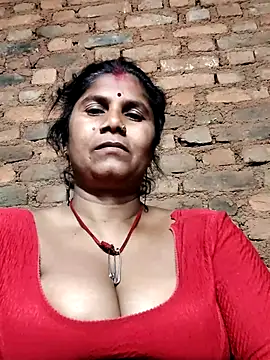 Hot di97 online show from March 2026 02:53:01 PM