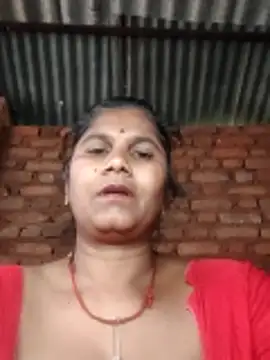 Hot di97 online show from April 2026 10:06:01 AM