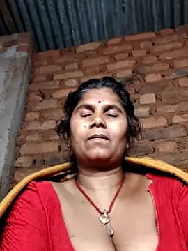 Hot di97 online show from April 2026 08:59:02 PM