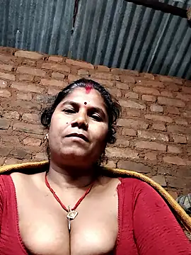 Hot di97 online show from March 2026 12:45:01 AM