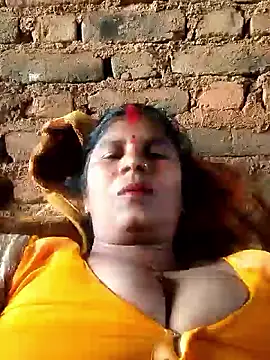 Hot di97 online show from March 2026 12:15:01 PM