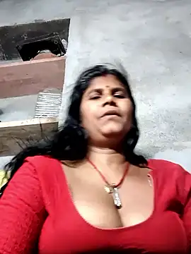 Hot di97 online show from April 2026 07:48:01 AM
