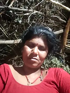 Hot di97 online show from May 2026 07:25:02 PM