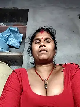 Hot di97 online show from May 2026 09:30:02 PM