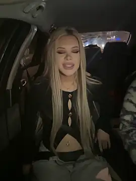 AlyssaFoxx  online show from March 2026 06:20:02 PM