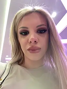 AlyssaFoxx  online show from February 2026 07:05:01 PM