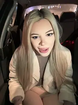 AlyssaFoxx  online show from March 2026 06:04:02 PM